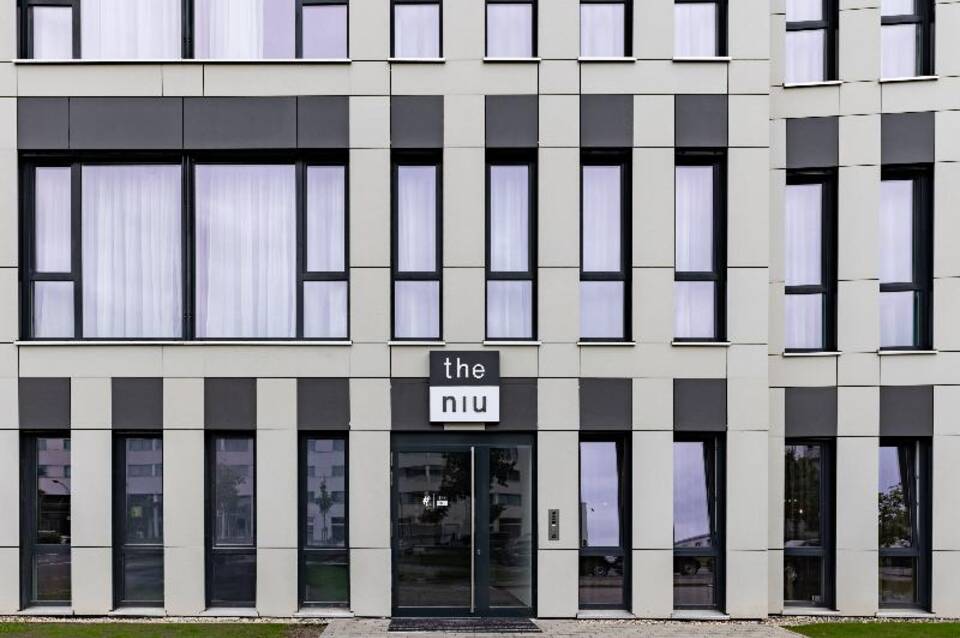 Holiday Inn - the niu, Pax Berlin Airport 1