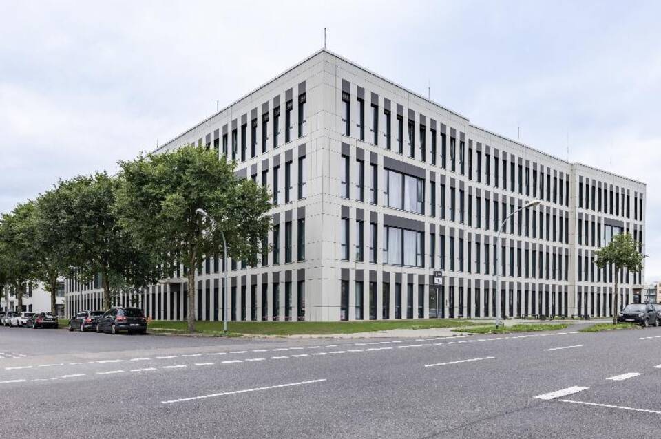 Holiday Inn - the niu, Pax Berlin Airport 2