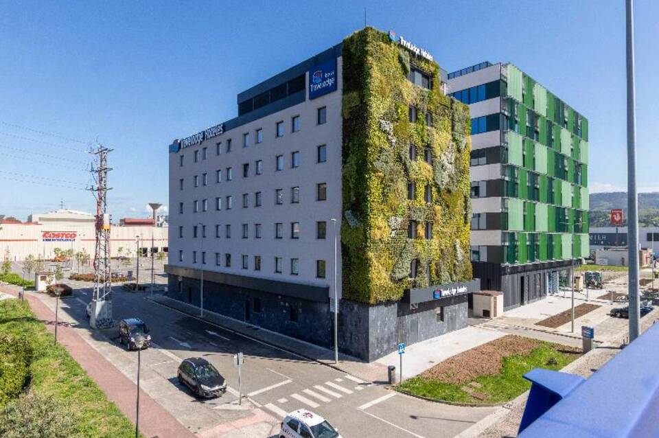 Travelodge Bilbao Sestao 1