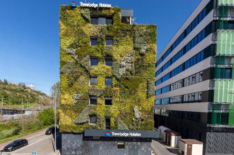 Travelodge Bilbao Sestao 2