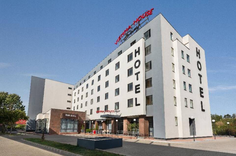 Vienna House Easy by Wyndham Airport Bucharest 1