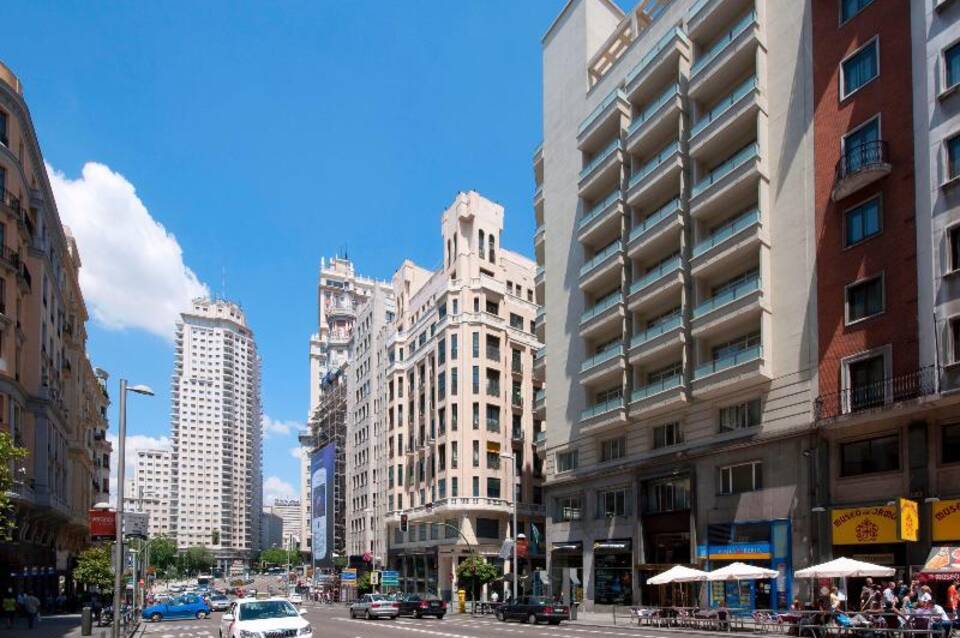 Hotel Madrid Plaza España Affiliated by Meliá 4