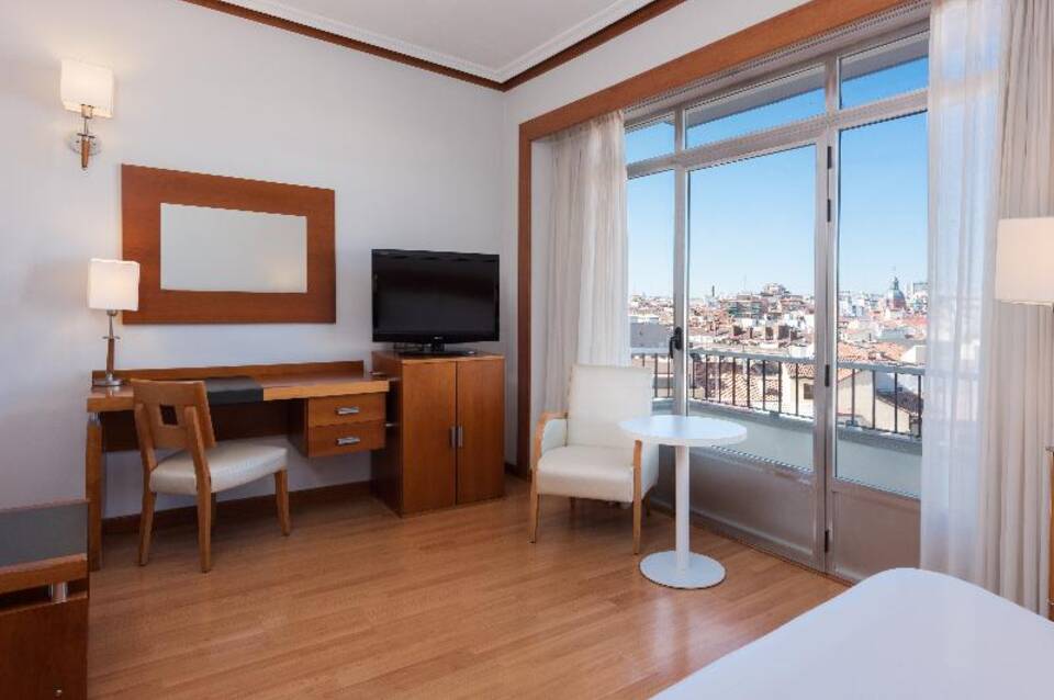 Hotel Madrid Plaza España Affiliated by Meliá 5