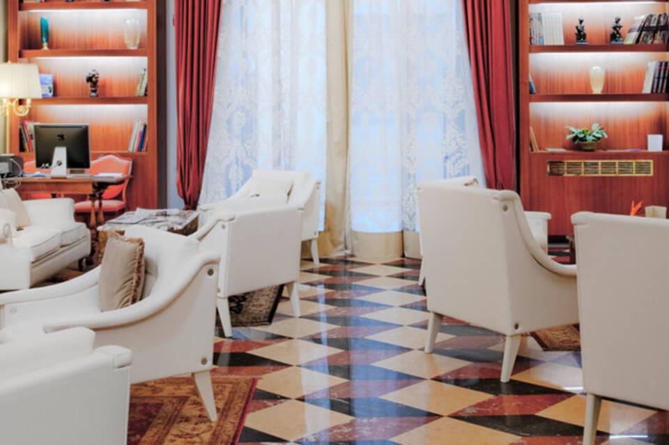 Golden Tower Hotel & Spa 4