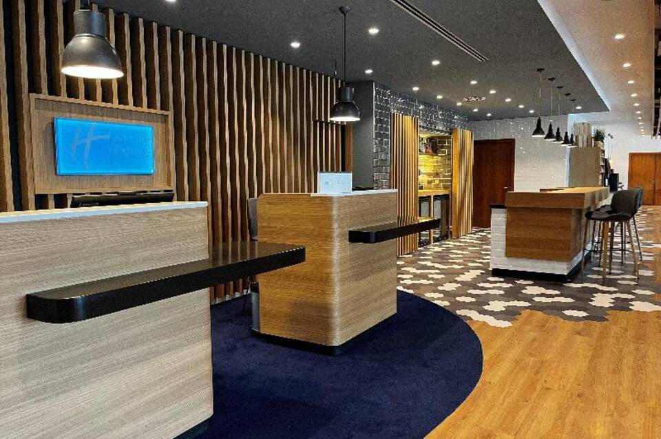 Holiday Inn Express Bilbao 1