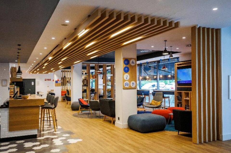 Holiday Inn Express Bilbao 2