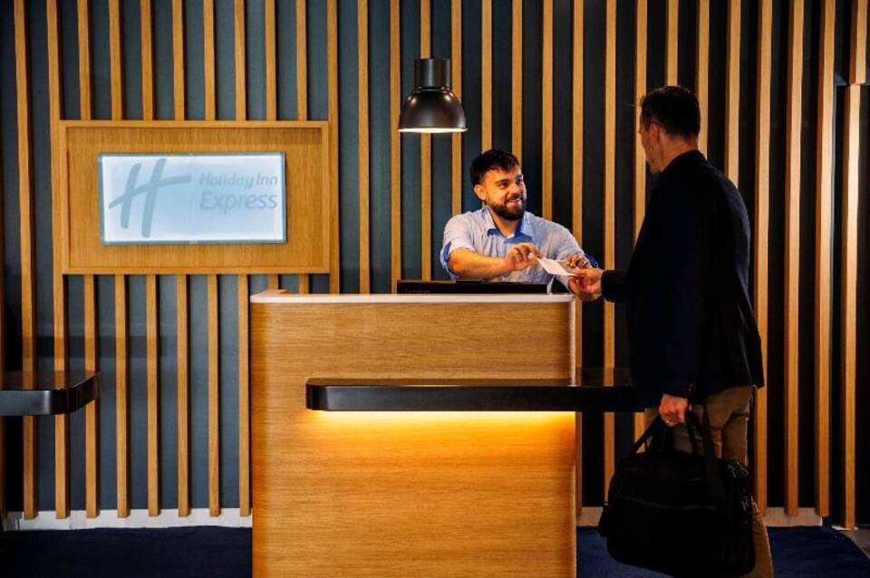 Holiday Inn Express Bilbao 3