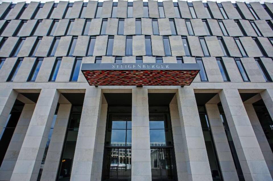 Steigenberger Airport Hotel Berlin 1