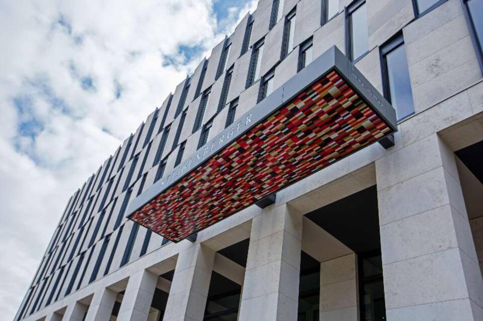 Steigenberger Airport Hotel Berlin 4