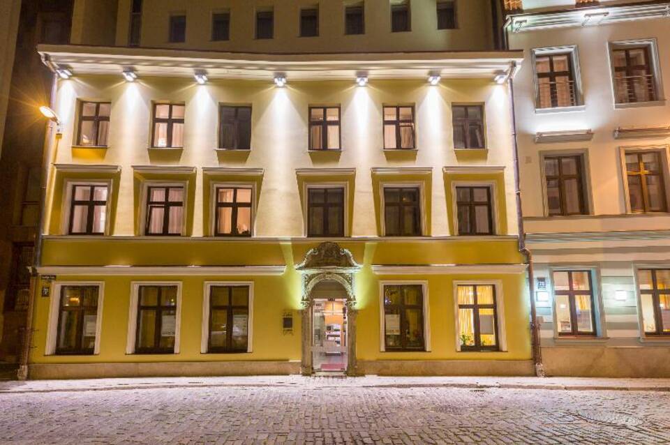 Avalon Hotel & Conferences 4
