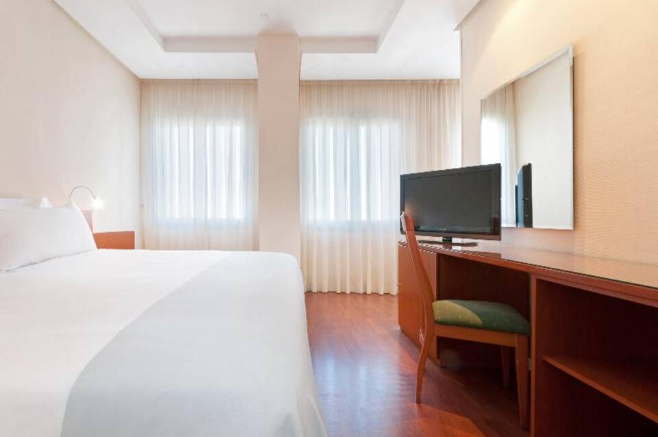 Madrid Chamartín Affiliated by Meliá 3