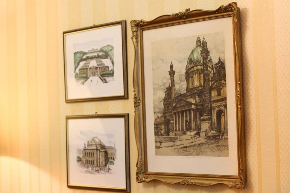 Opera Suites Vienna 3