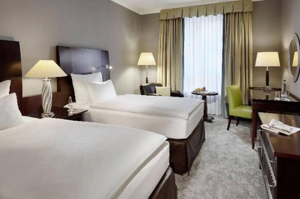 Lindner Hotel Köln City Plaza 5