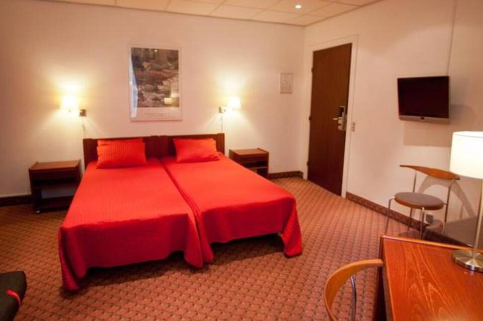Go Hotel Saga 4