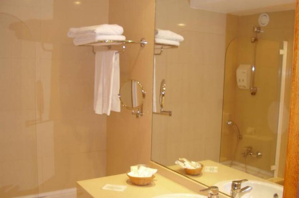 Hotel Central Parque 5