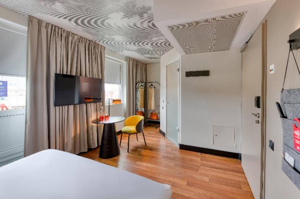 ibis Berlin Kurfuerstendamm Hotel 4