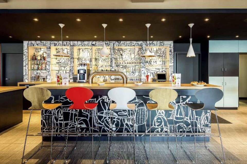 Hotel ibis Muenchen Garching 1