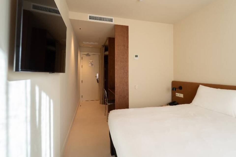 ibis Valencia Alfafar 1