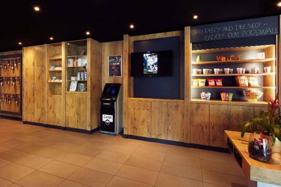 ibis Zurich Messe Airport 2