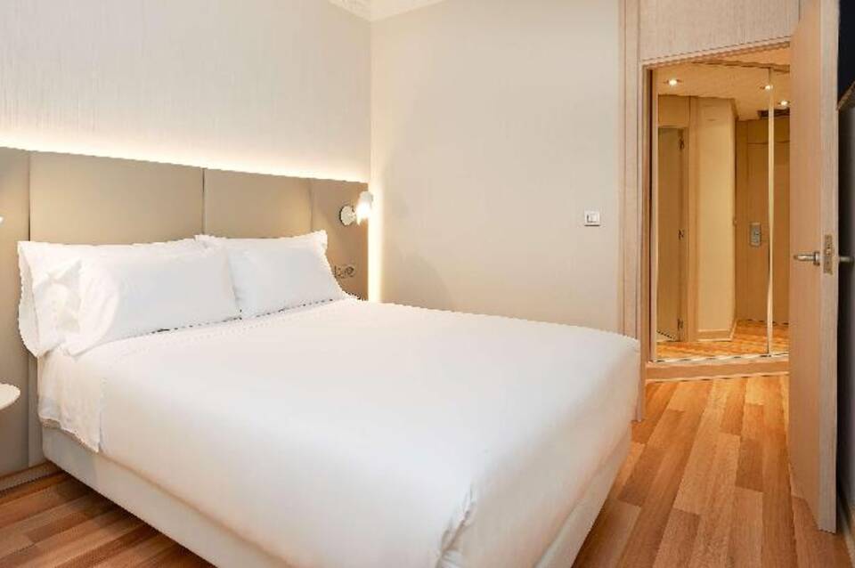 NH Bilbao Deusto 5