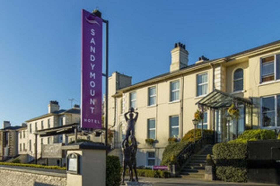 Sandymount Hotel 1