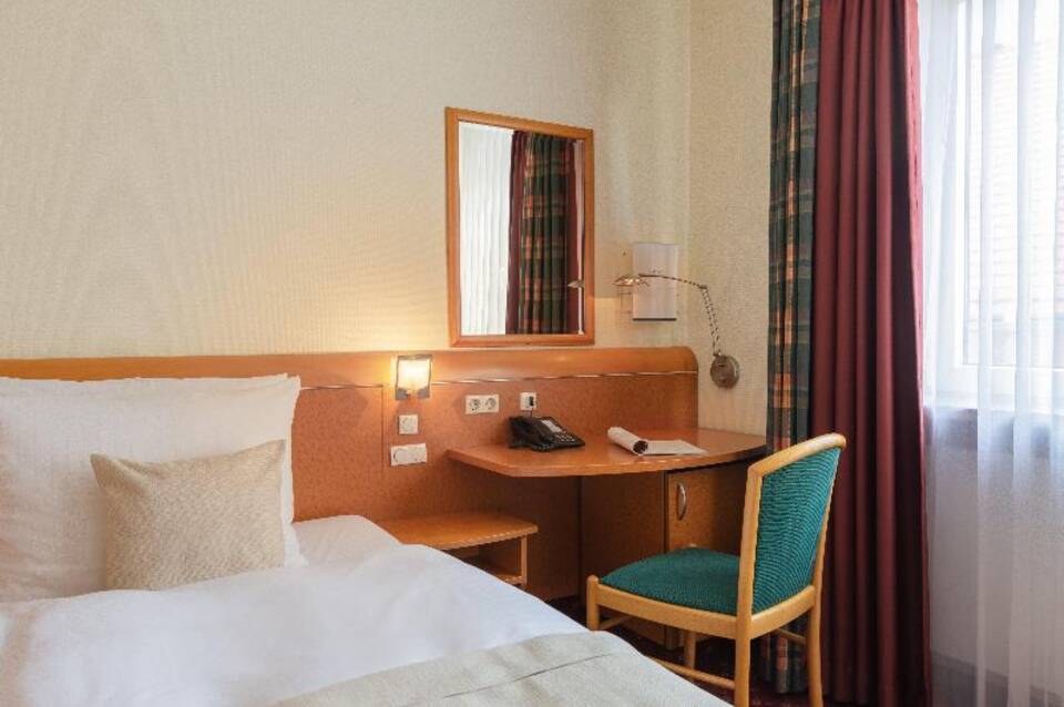 Garner Hotel Hamburg - Wandsbek Marktplatz 2