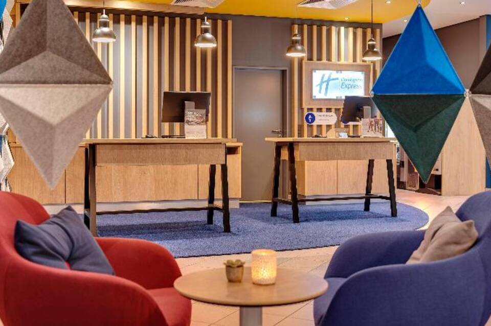 Holiday Inn Express Cologne - Troisdorf 1