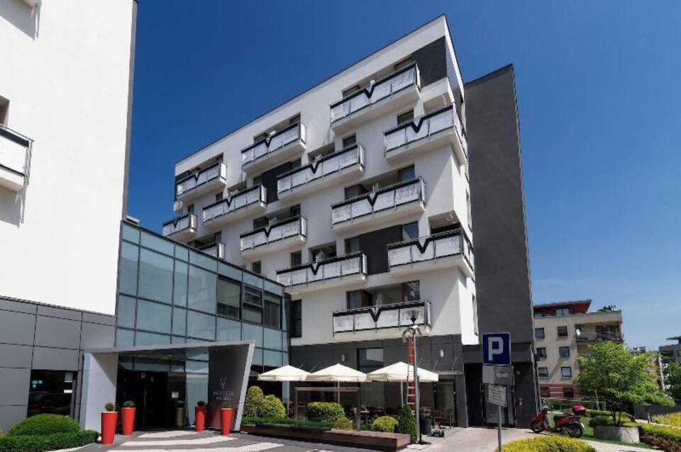 Vanilla Aparthotel 3
