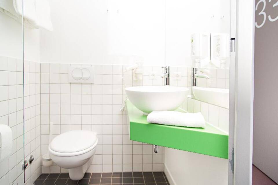 B&B HOTEL Salzburg-Süd 2