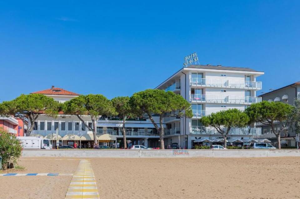 Marina Palace Hotel 2