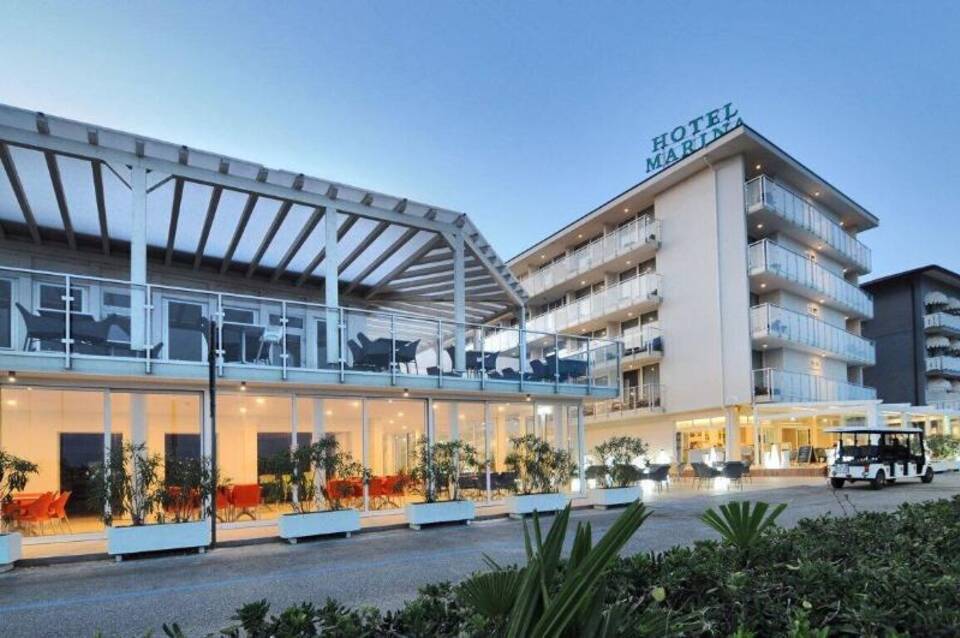 Marina Palace Hotel 4