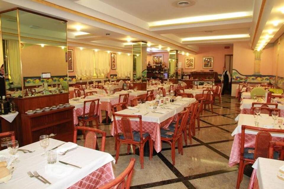 Hotel Colombo 4