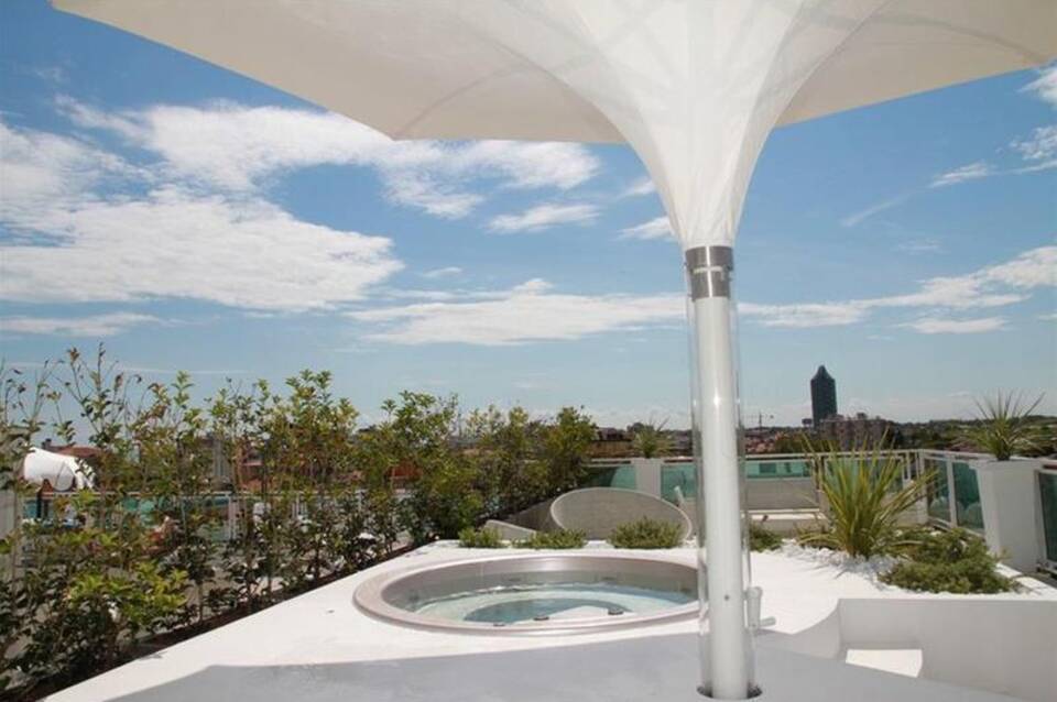 Hotel Colombo 5