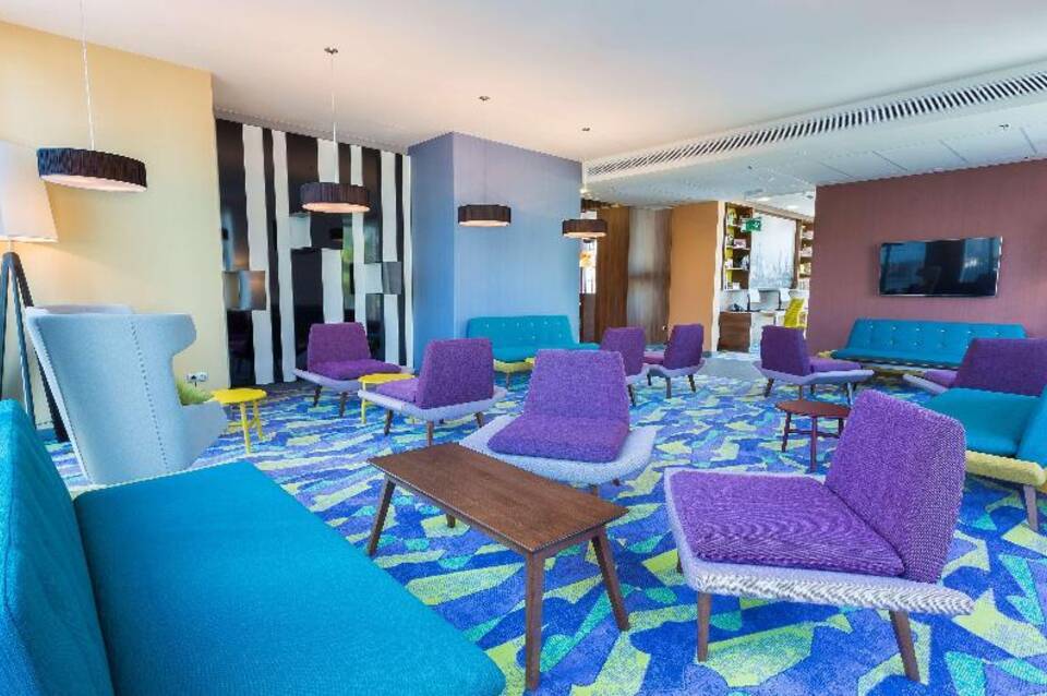 Hampton by Hilton Warsaw City Centre 3