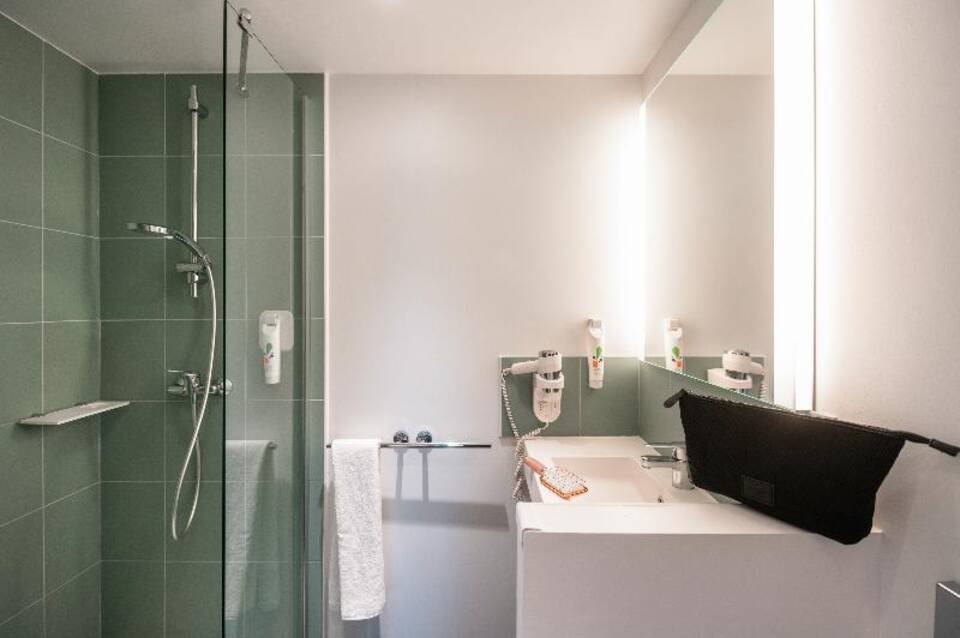 Ibis Styles Nice Centre Gare 4