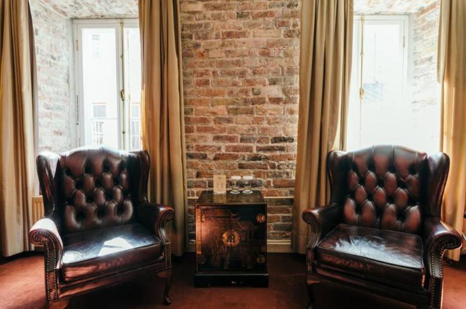 The Merchants House Hotel 3