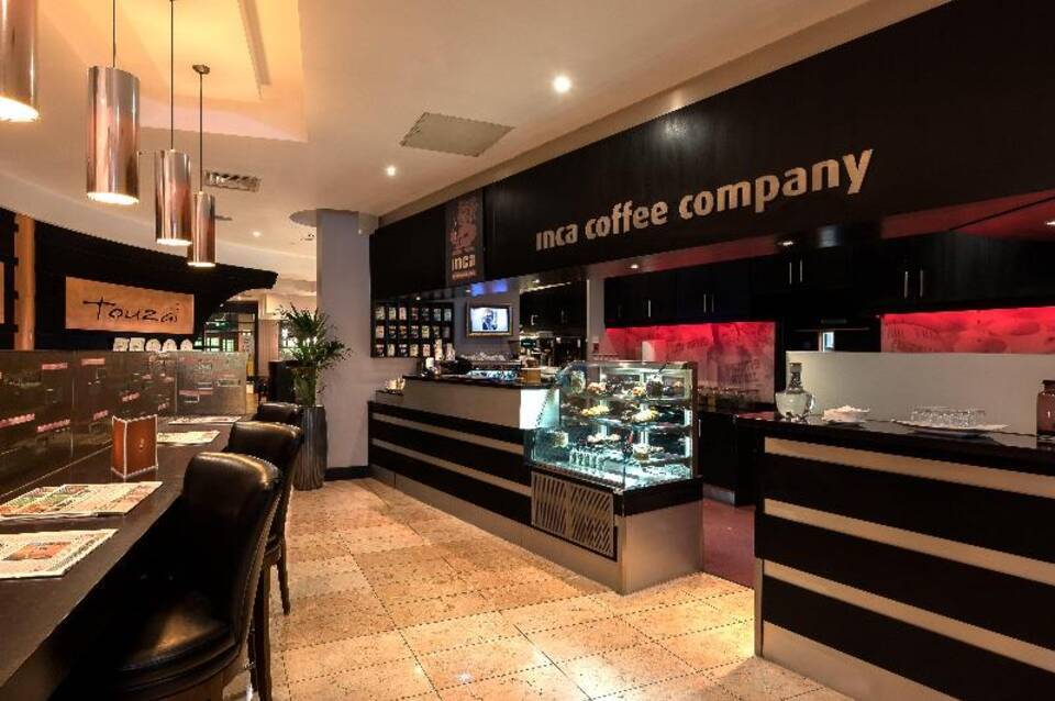 Crowne Plaza Dublin Airport 1