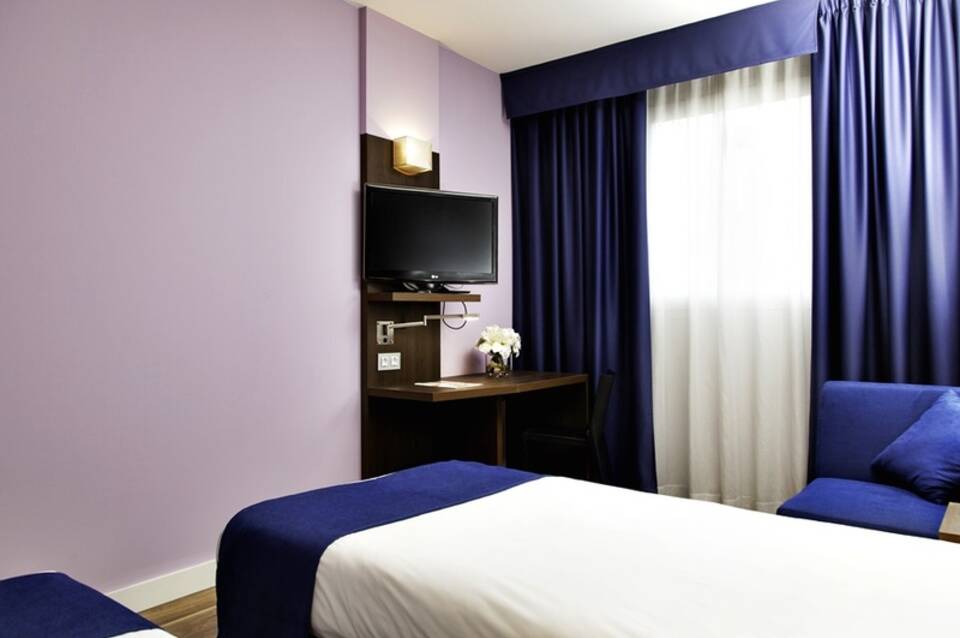 Hotel Universidades 5