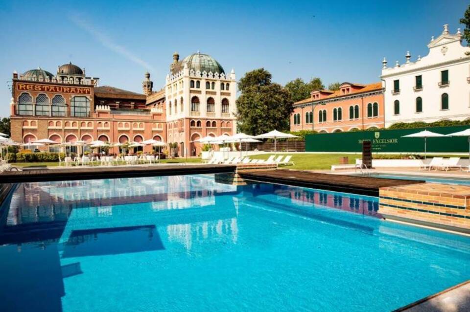 Hotel Excelsior 2