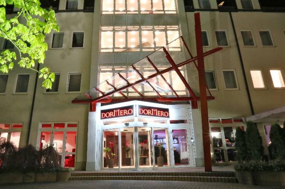 DORMERO Hotel Dresden Airport 2