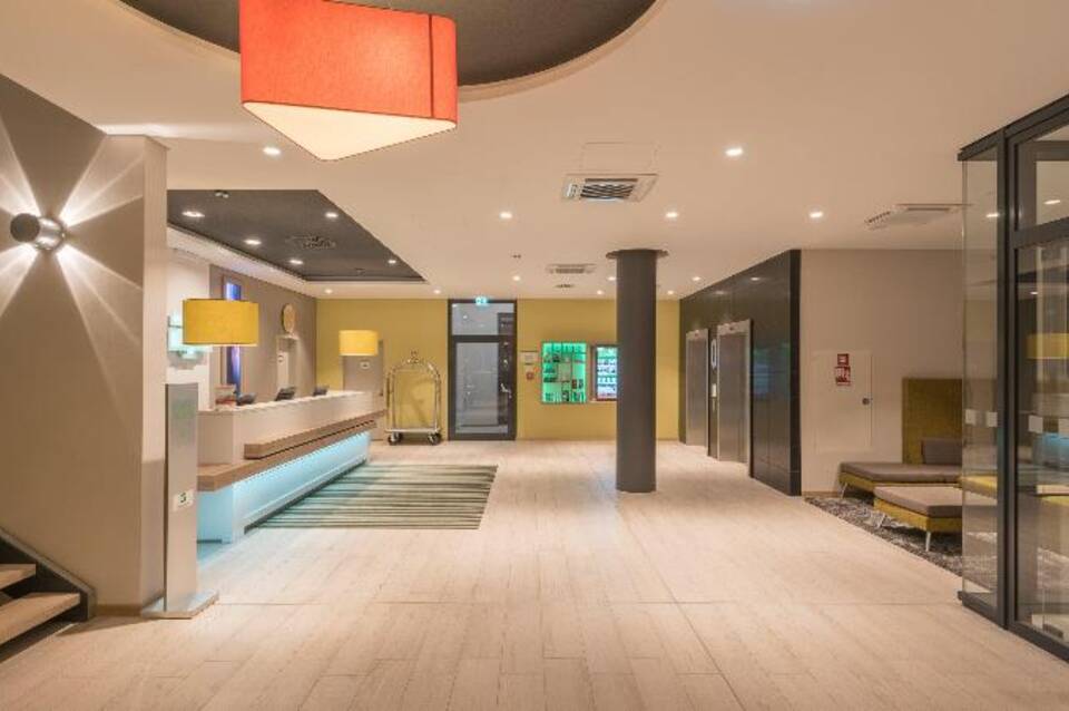 Holiday Inn Düsseldorf City - Toulouser Allee 4
