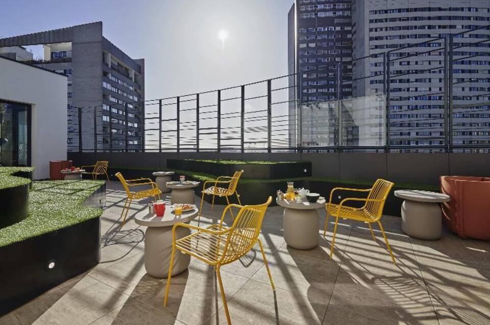 Mercure Paris La Defense Hotel 3