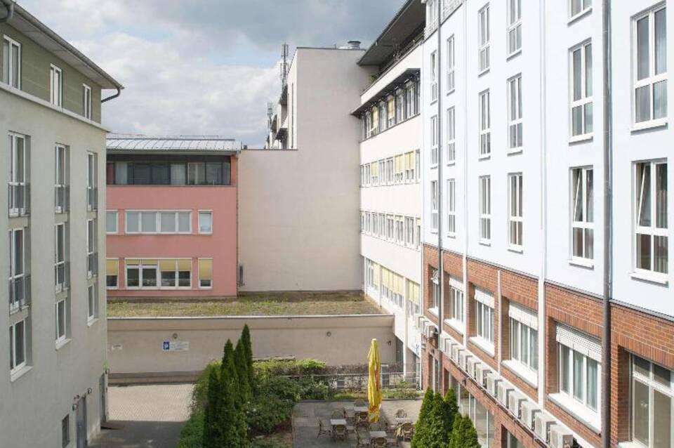Courtyard Dresden 5
