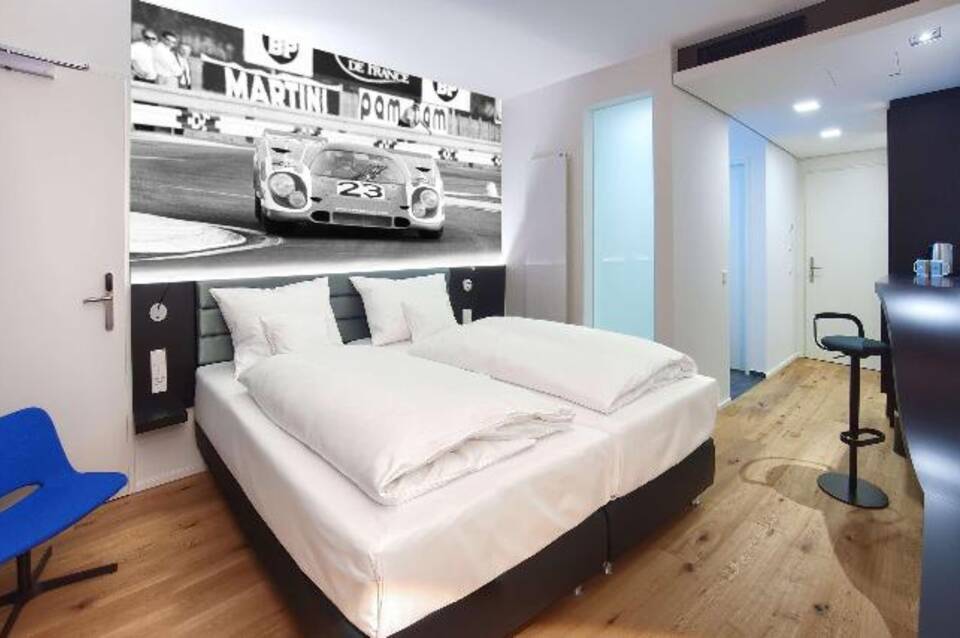 V8 HOTEL Motorworld Region Stuttgart, BW Premier Collection 2