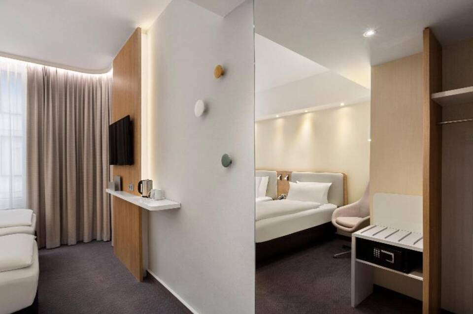 Holiday Inn Express Munich City West 3