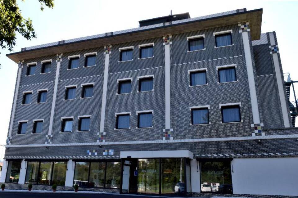 Hotel New Bilbao Airport 1