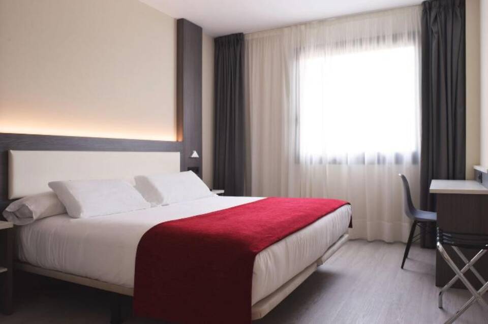 Hotel New Bilbao Airport 5