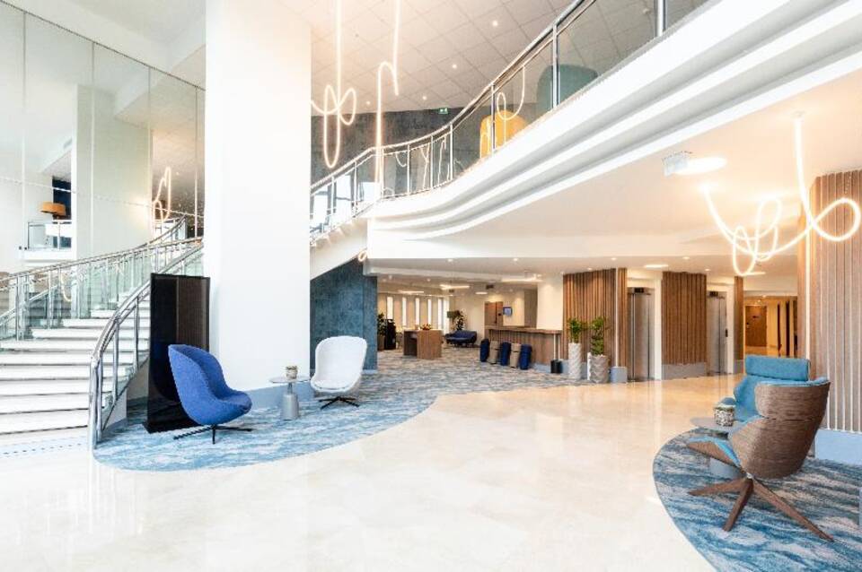 Radisson Hotel Nice Airport 5