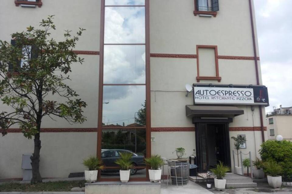 Hotel Autoespresso 2