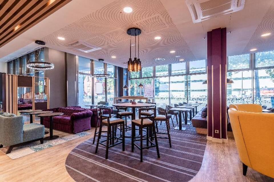 Premier Inn Köln City Süd Hotel 2